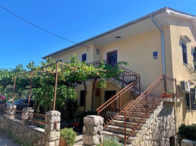 Dobrinj Apartment Rental