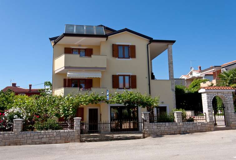 Novigrad Apartment Rental