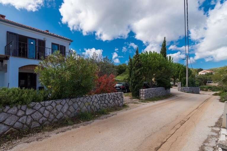 Vrbnik Apartment Rental