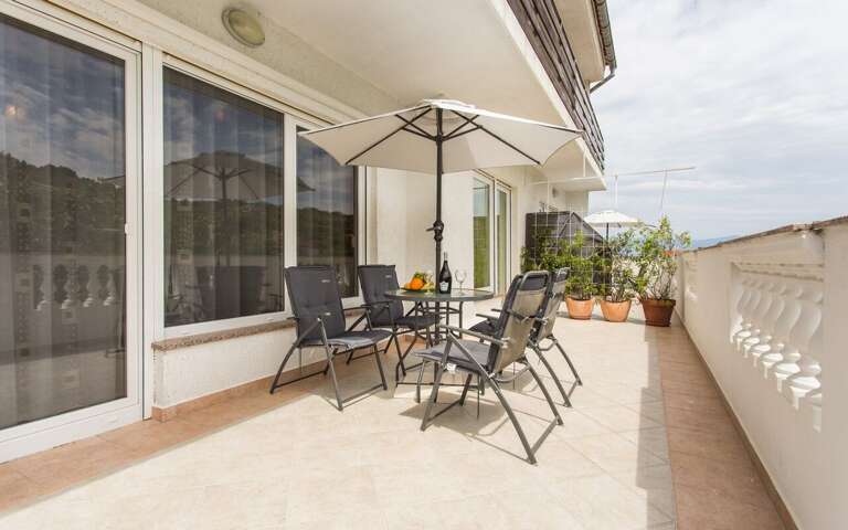 Vrbnik Apartment Rental