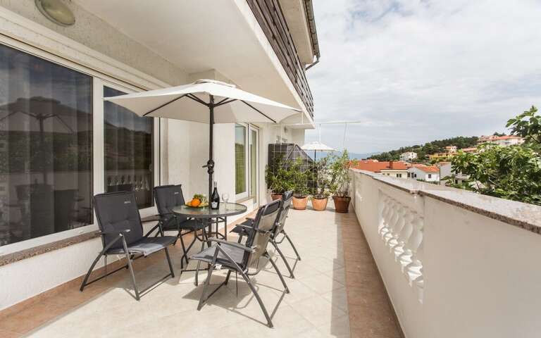 Vrbnik Apartment Rental