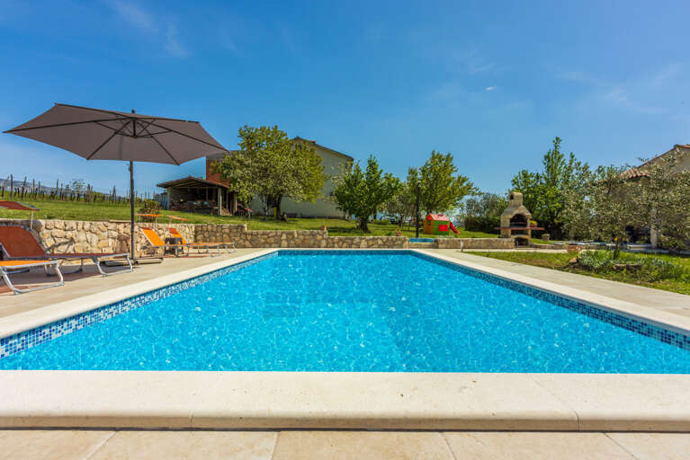 Zatka Cepic Home Rental