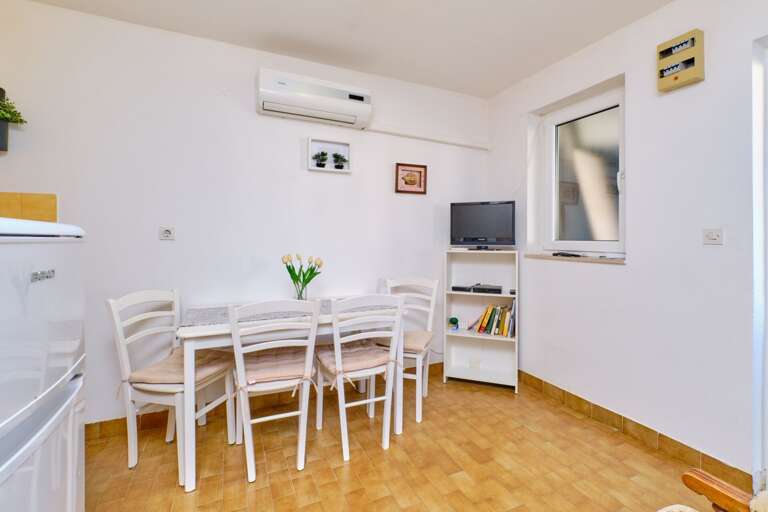 Mali Losinj Apartment Rental