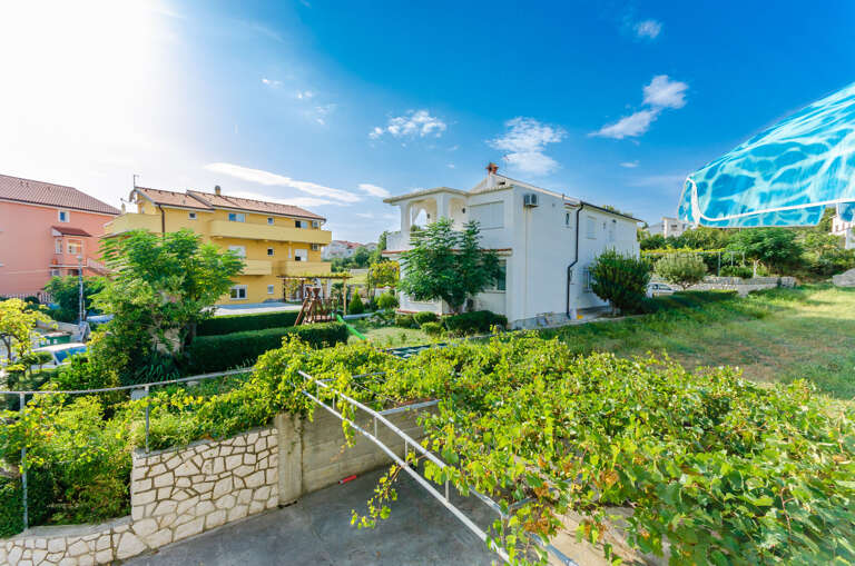 Lopar Apartment Rental