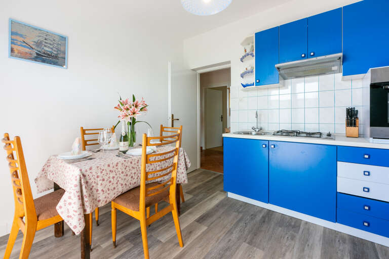 Supetarska Draga Apartment Rental