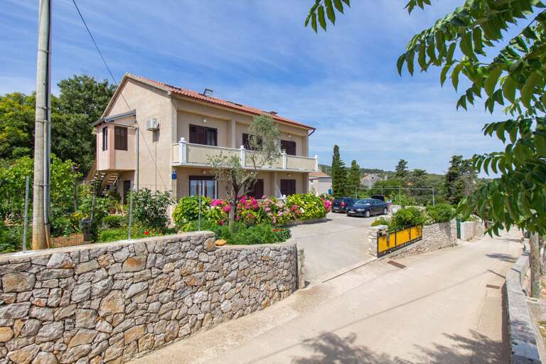 Veli Losinj Apartment Rental
