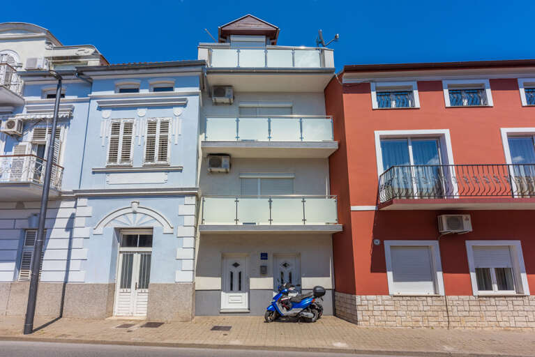 Crikvenica Apartment Rental