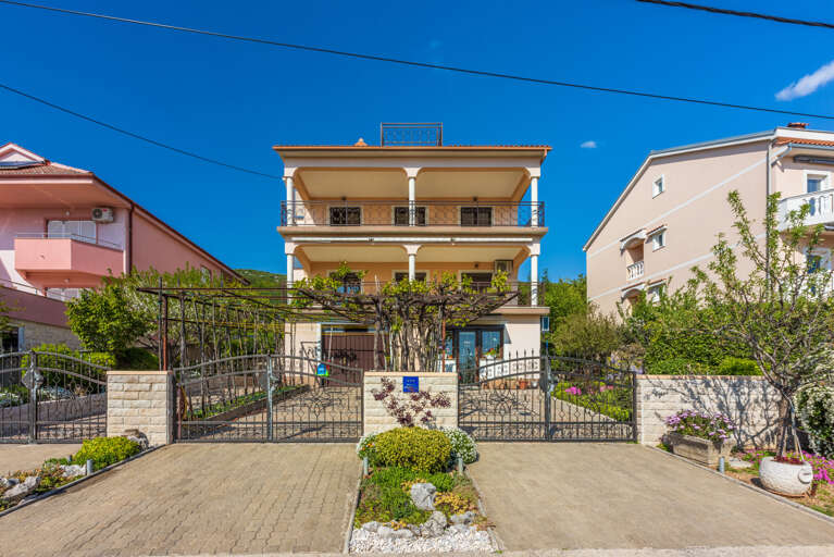 Crikvenica Apartment Rental