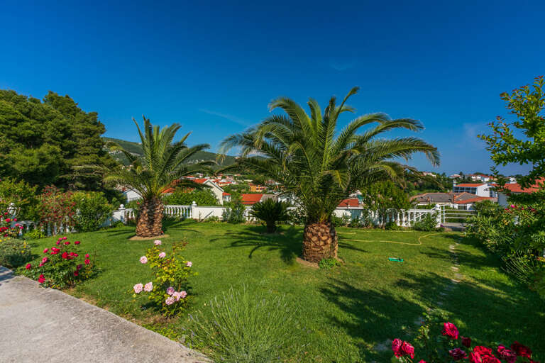 Banjol Apartment Rental