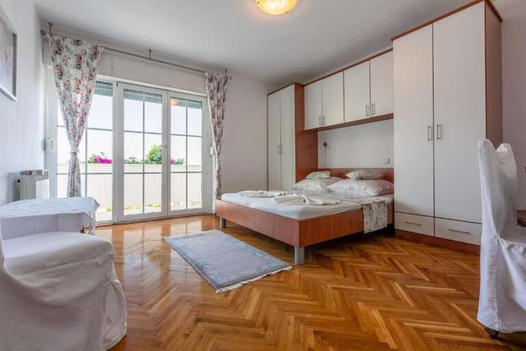 Banjol Apartment Rental