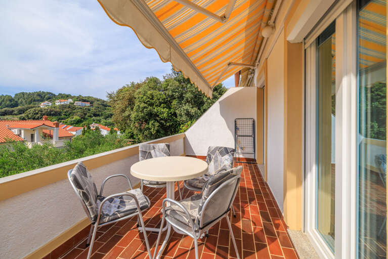 Kampor Apartment Rental