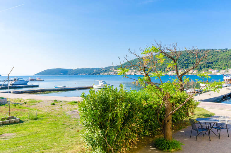 Supetarska Draga Apartment Rental
