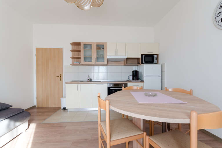 Supetarska Draga Apartment Rental