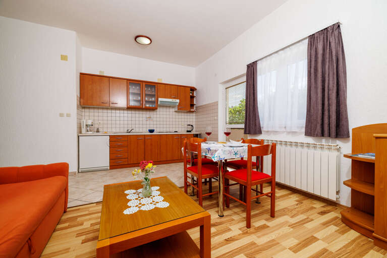 Punat Apartment Rental