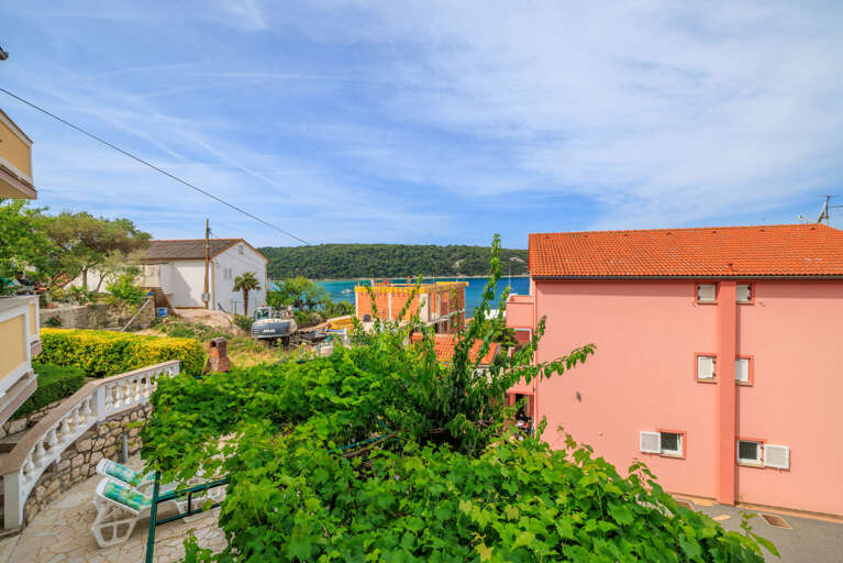 Kampor Apartment Rental