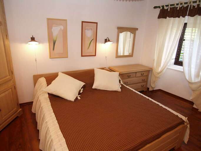 Veli Losinj Apartment Rental