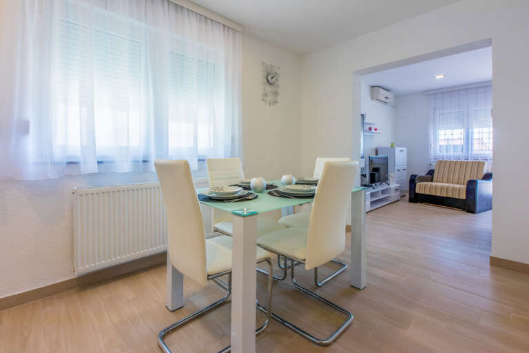 Crikvenica Apartment Rental