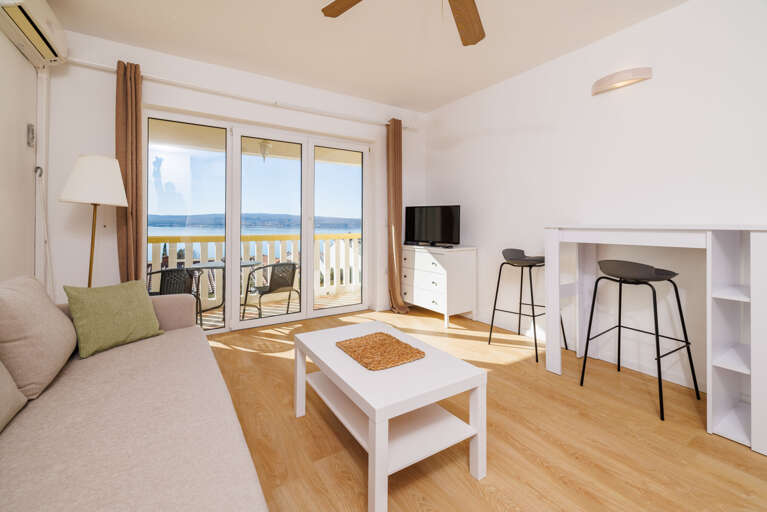 Crikvenica Apartment Rental