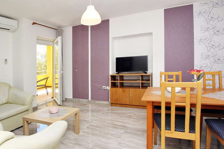 Apartments Brnić - 69011-A1