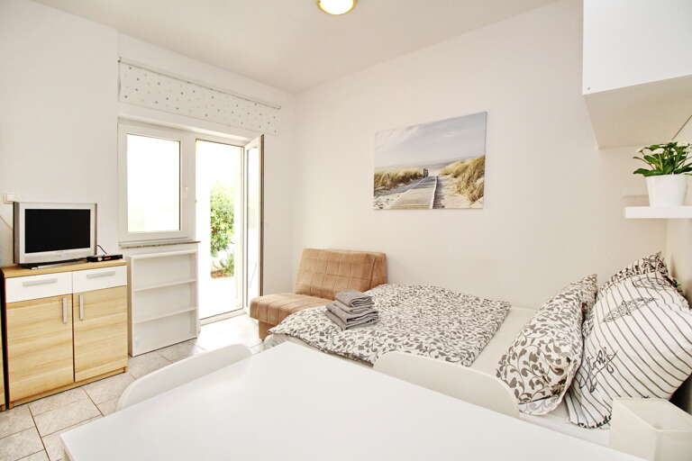 Baska Apartment Rental