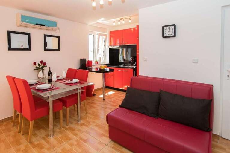 Crikvenica Apartment Rental