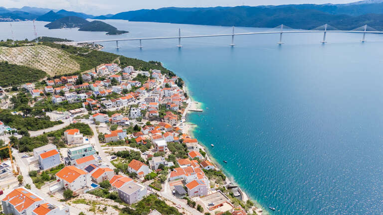 Komarna Apartment Rental