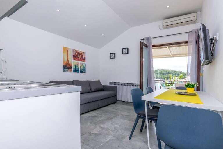 Rogoznica Apartment Rental