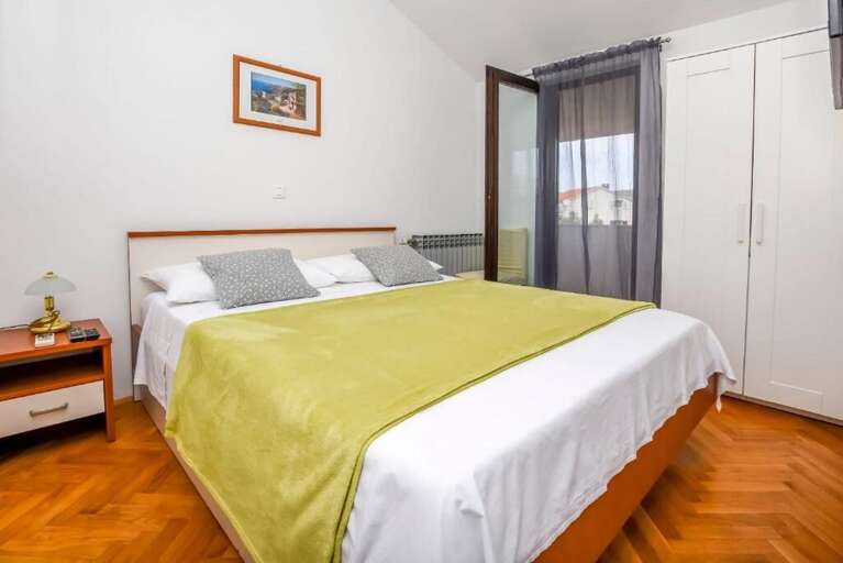 Rogoznica Apartment Rental