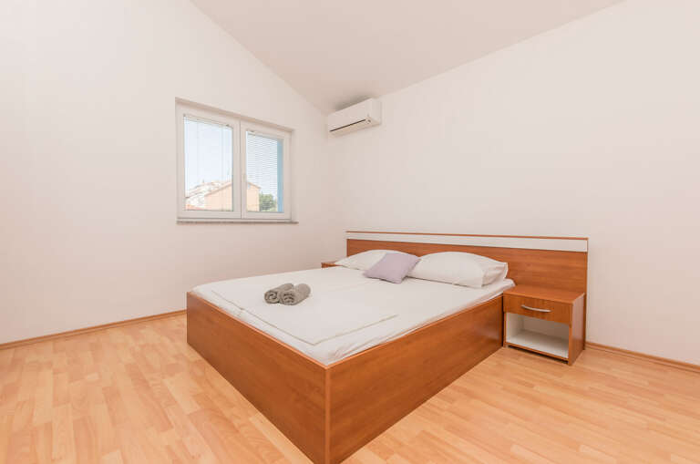 Pirovac Apartment Rental