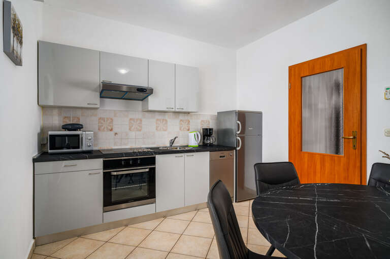 Drenje Apartment Rental