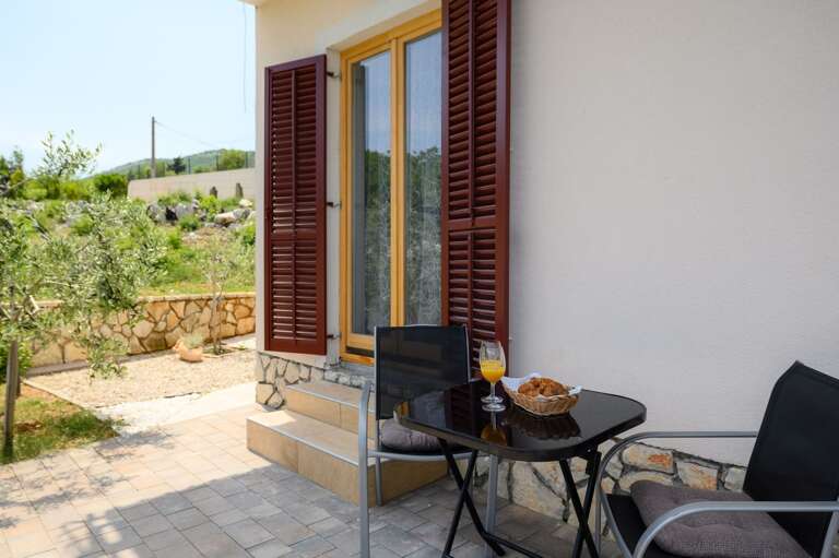 Drenje Apartment Rental