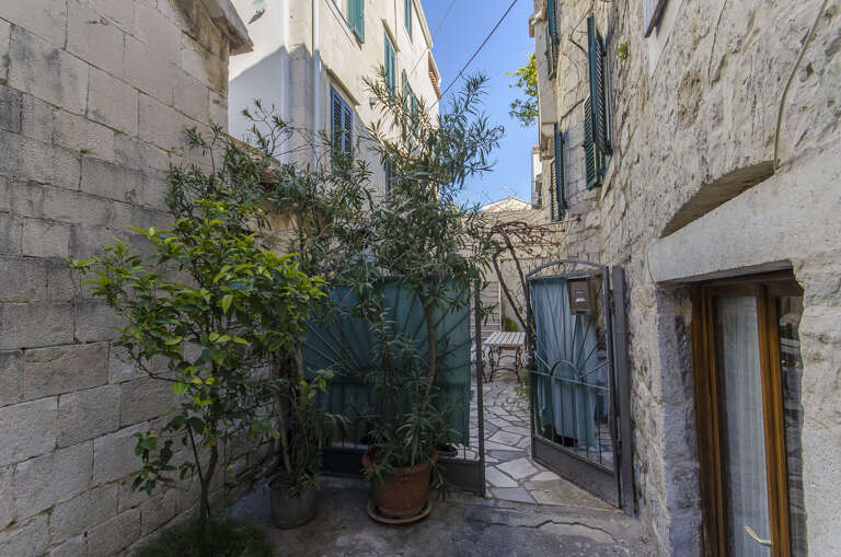 Split Apartment Rental