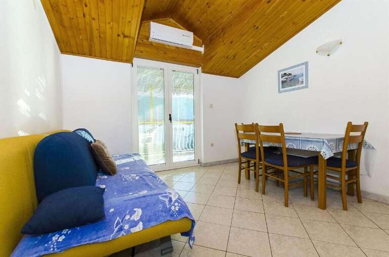 Grebastica Apartment Rental