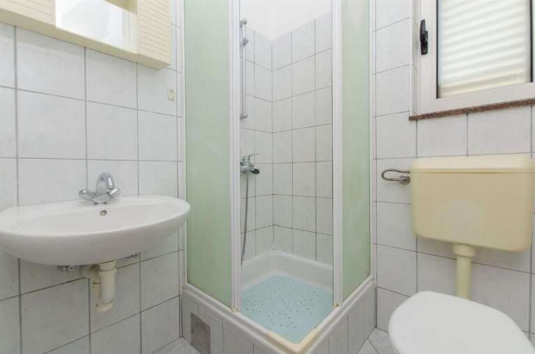 Grebastica Apartment Rental