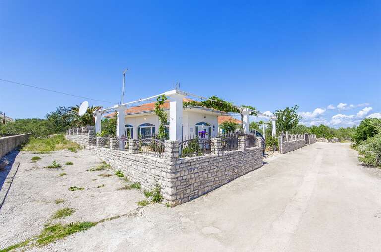 Donje Selo Home Rental