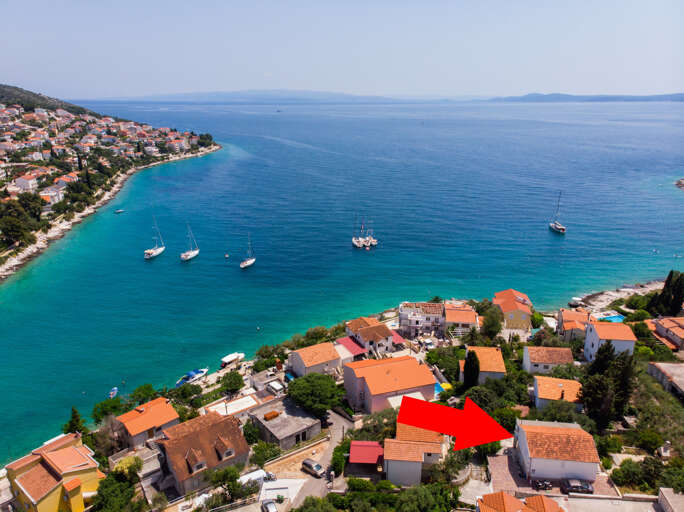 Okrug Gornji Apartment Rental