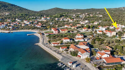 Apartments Mladen