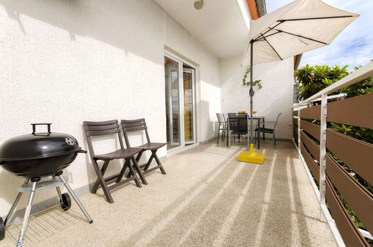 Tribunj Apartment Rental