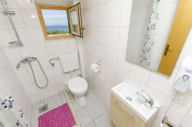 Splitska Home Rental