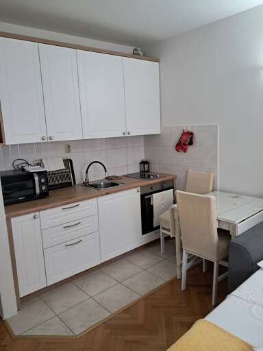 Makarska Apartment Rental