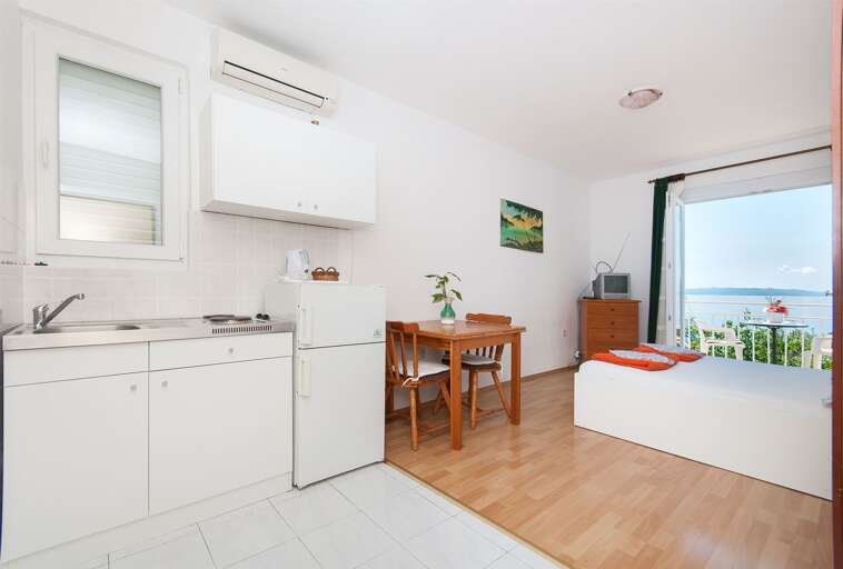 Tucepi Apartment Rental