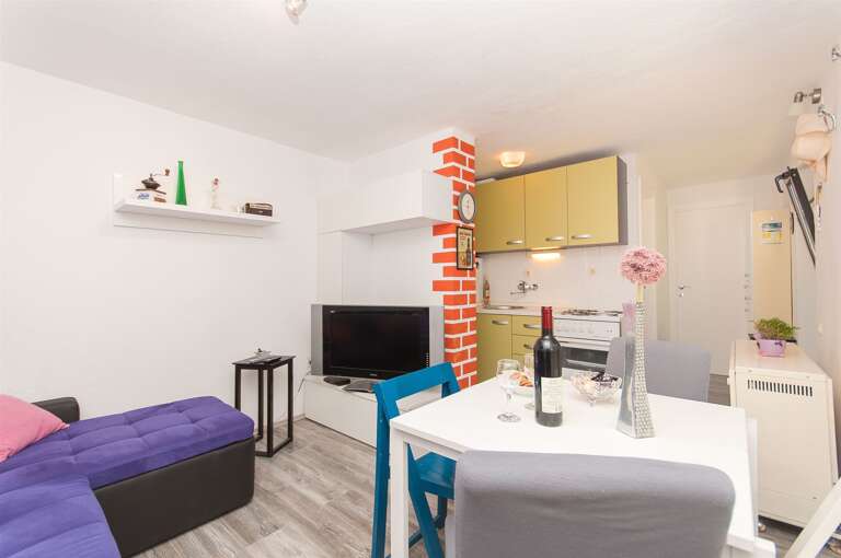 Tucepi Apartment Rental