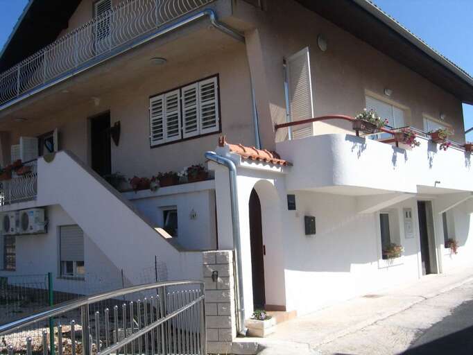 Brodarica Apartment Rental