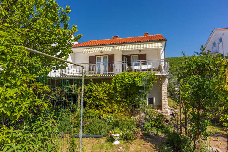 Punat Apartment Rental