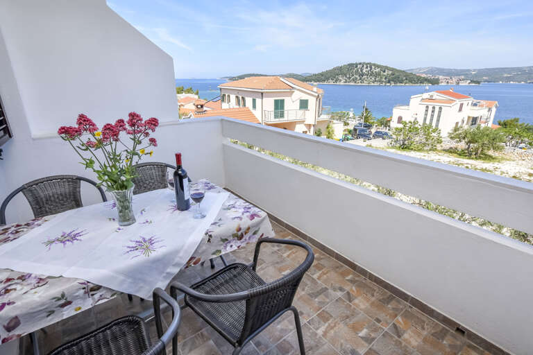 Razanj Apartment Rental