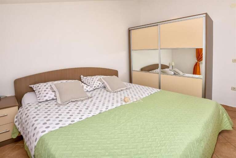 Primosten Apartment Rental