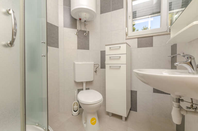 Vrbanj Apartment Rental