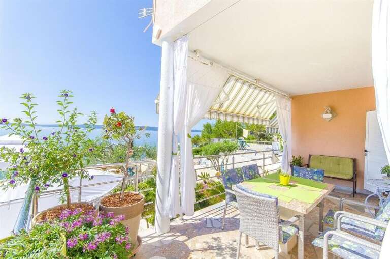 Okrug Gornji Apartment Rental