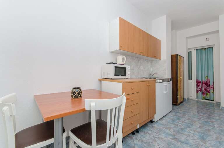 Makarska Apartment Rental