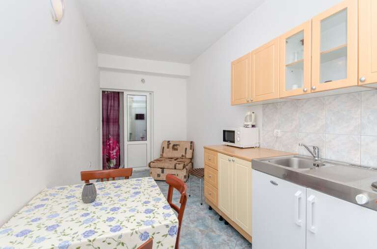 Makarska Apartment Rental
